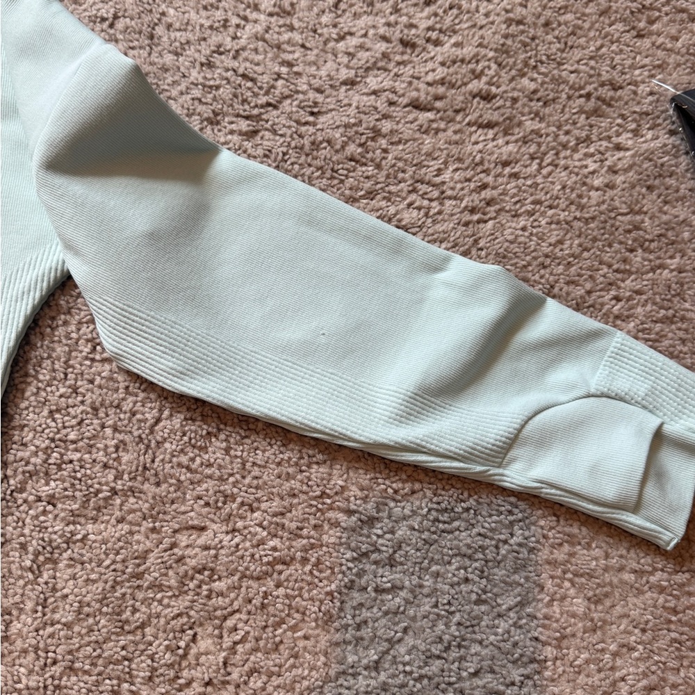 Oversized Gymshark Pippa Cropped Hoodie Mint - Picture 6 of 6